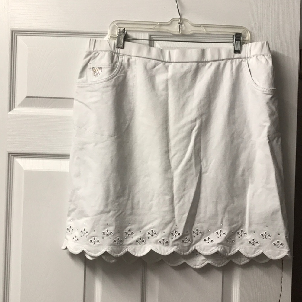 Sparkling cut outs pockets skirt